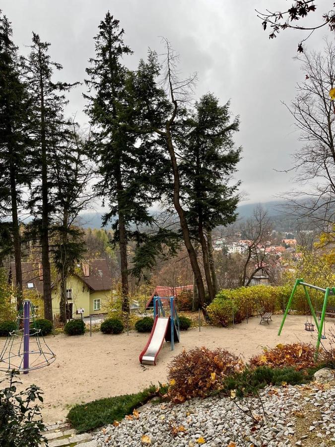 Trevilles Apartamenty Londyn Szklarska Poręba Buitenkant foto